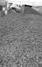 咸陽市人民政府推動煤炭產業轉型升級，賦能區域經濟高質量發展